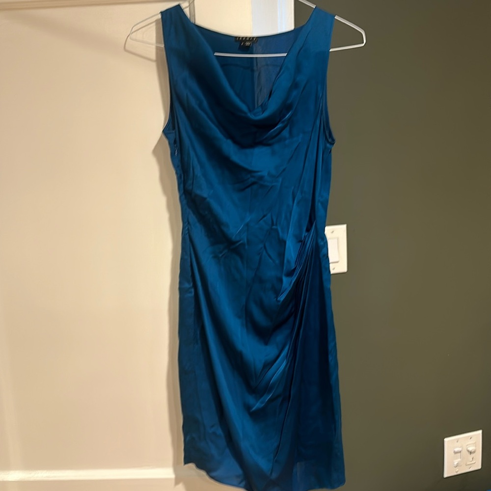 Theory 100% silk blue dress